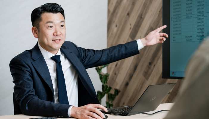 管理会計の導入をサポートしている様子